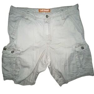 Lee Dungarees Men’s Beige Cargo Shorts Size 36 - Durable and Comfortable